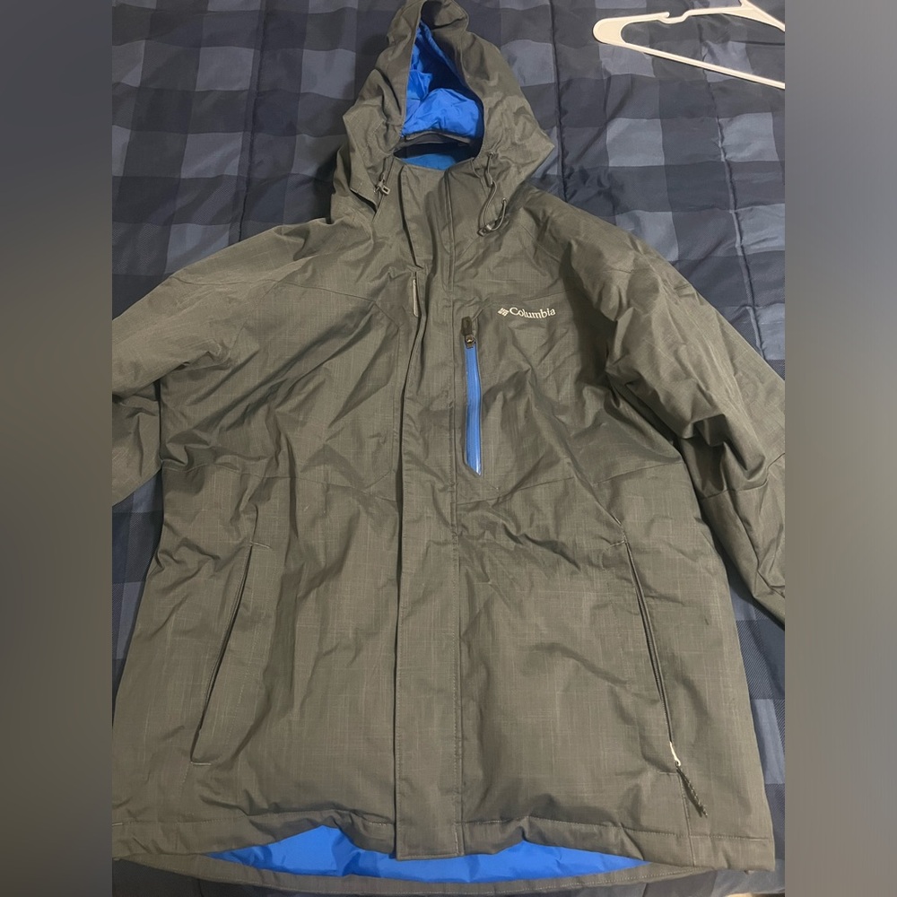 Large Columbia men’s winter jacket